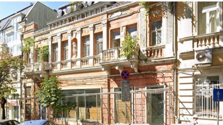 МК: Започната е процедура за реставрация къщата на Иван Драсов във Варна