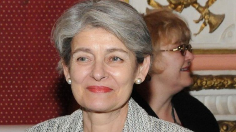 Бокова разкритикува разрушаването на паметниците