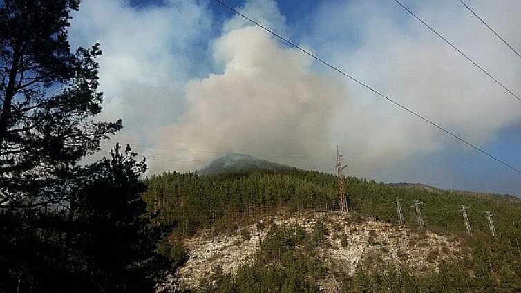 Бедствено положение в Смолян заради огромен пожар