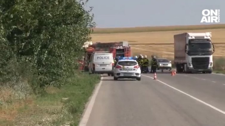 Русе - Бяла: Пътят на смъртта взе три жертви след адски удар на две коли