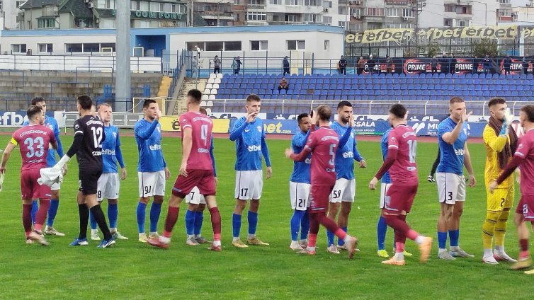 Спартак падна изненадващо от борещия се за оцеляване Септември