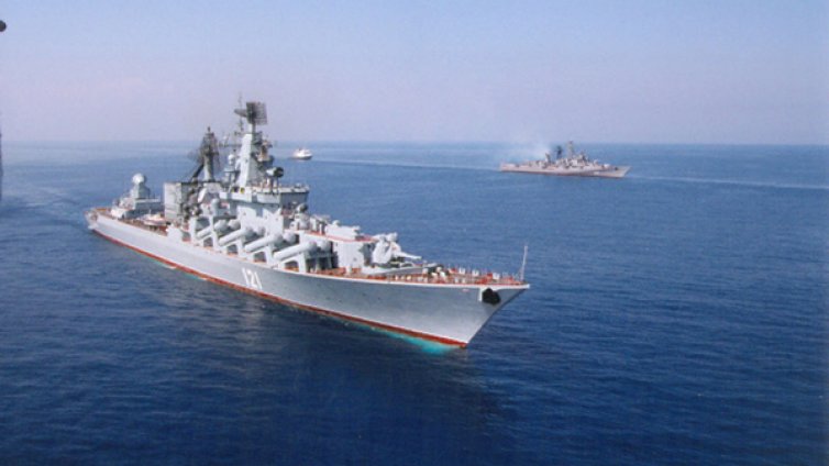 Руският флот предприе мащабни маневри в Черно море