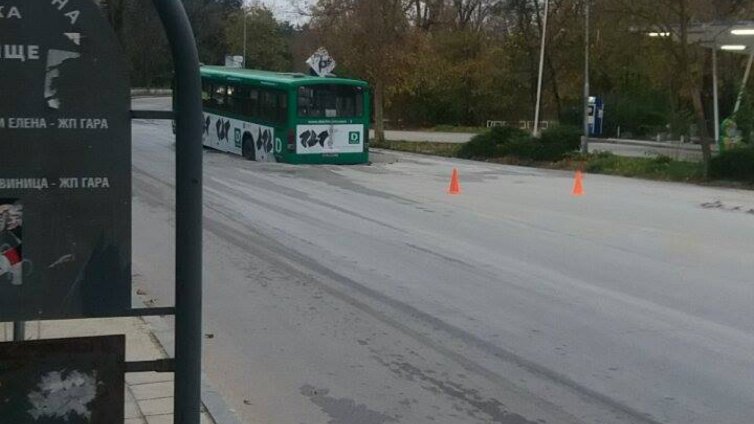 Читатели: Автобус пропадна на обръщача в курорта &bdquo;Св. Св. Константин и Елена&ldquo; 