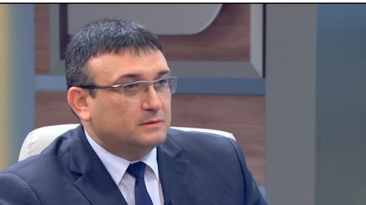 Задържаха 47 мигранти в софийски квартал