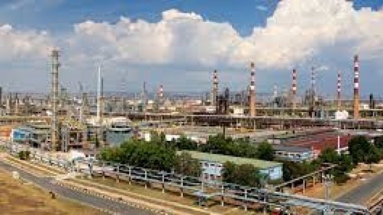 САЩ направиха изключение за България от санкциите срещу "Лукойл"