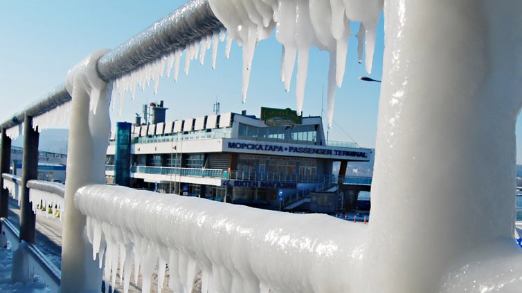 Седмица сибирски студ ни сковава, на места до -23°С