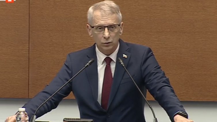 Парламентът гласува оставката на Денков (НА ЖИВО)