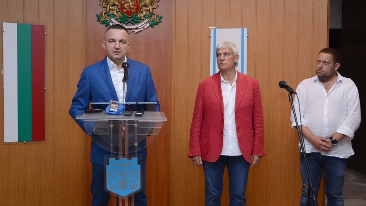 Увеличават заплатите в „Градски транспорт“ - Варна