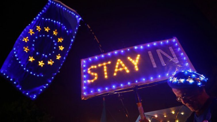 Либералите на Острова обещават отмяна на Brexit  