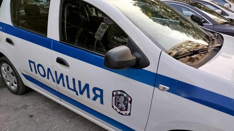 Полицията откри голямо количество радиоактивен материал