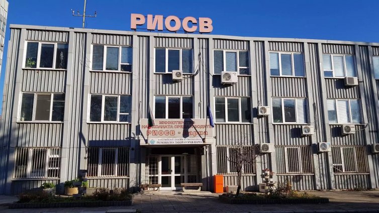 РИОСВ - Варна: Авария на канализацията е причина за неприятните миризми в Западна промишлена зона