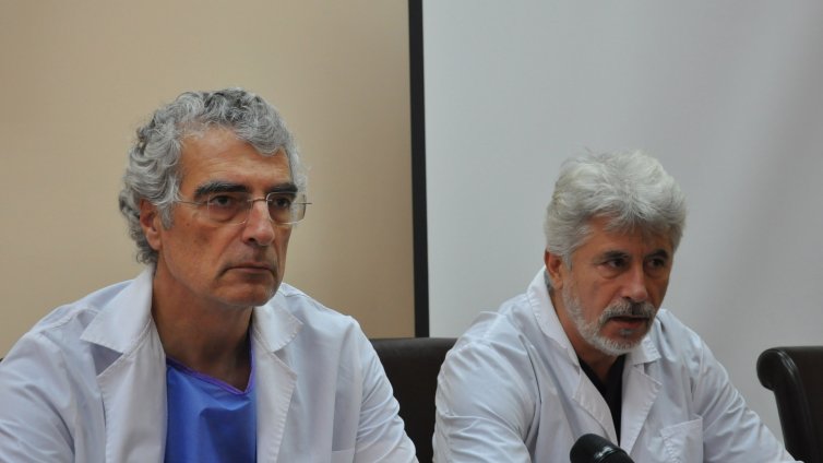 Във Варна извършиха уникална за страната безкръвна операция