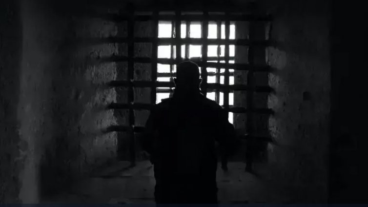 Повдигат обвинения на мъжа, убил зверски собствената си майка в Шуменско