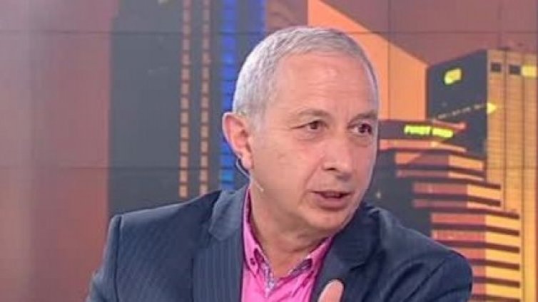 Промяна в Конституцията се прави със сериозен поглед в бъдещето