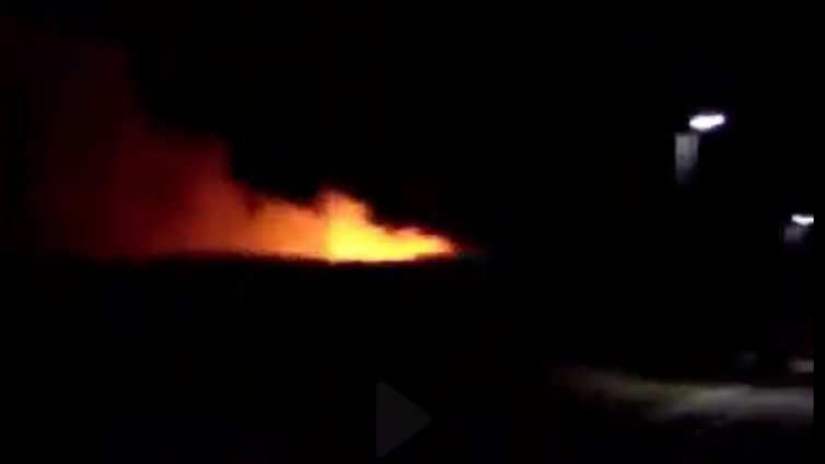 Огнен ад бушува край Солниците в Бургас