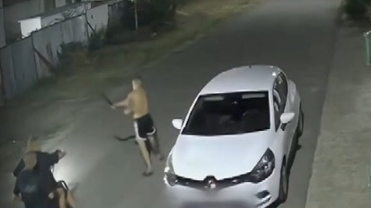 17-годишен вилня с мачете край Бургас (ВИДЕО)