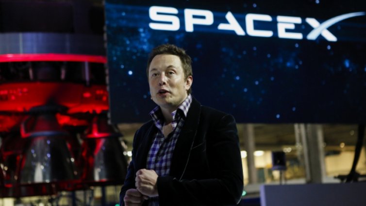 SpaceX изстреля американски военен сателит