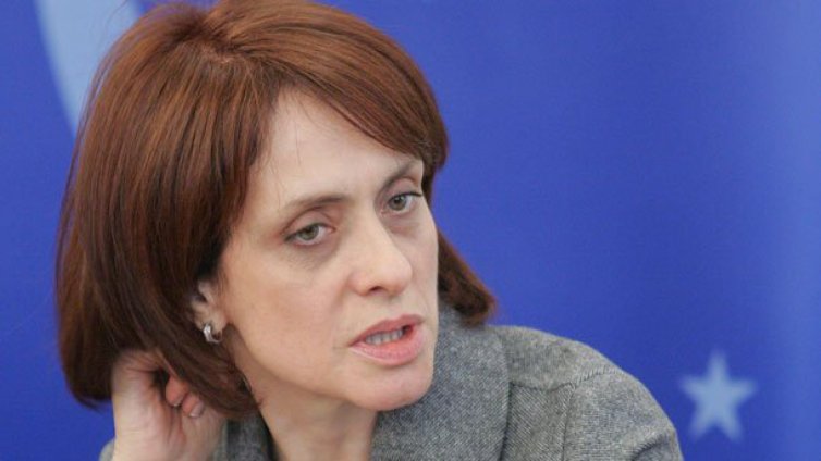 Надежда Нейнски: В момента отношенията София – Анкара са много добри