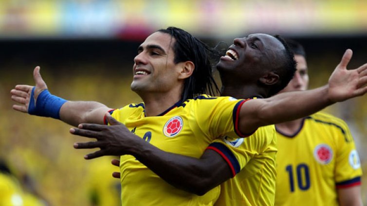 Колумбия разби Япония и продължава да мечтае