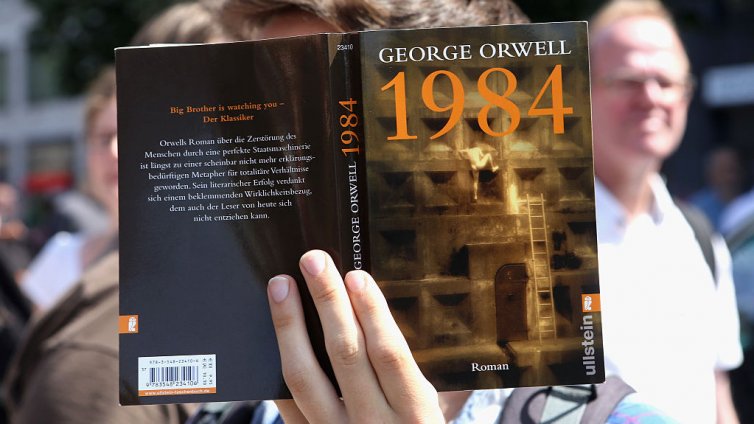 8 фундаментални научнофантастични книги, които всеки трябва да прочете