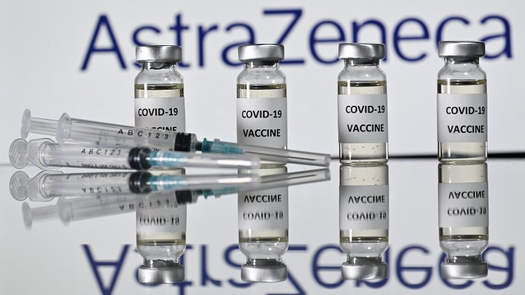 Брюксел разтурва договора с AstraZeneca. А поръчаните и платени дози?