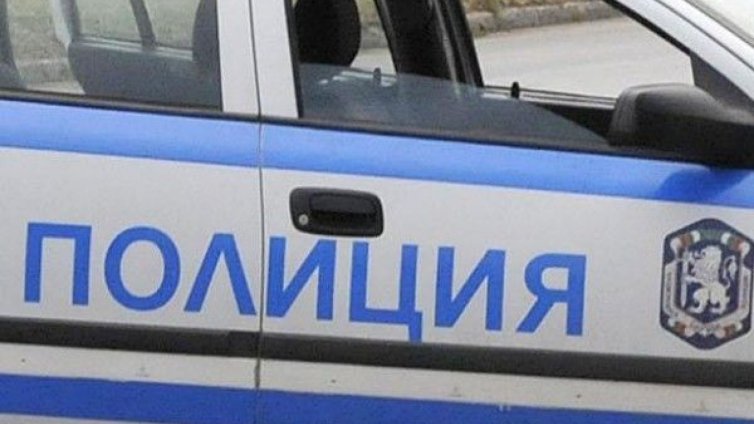 Тежка катастрофа между камион и микробус край Монтана