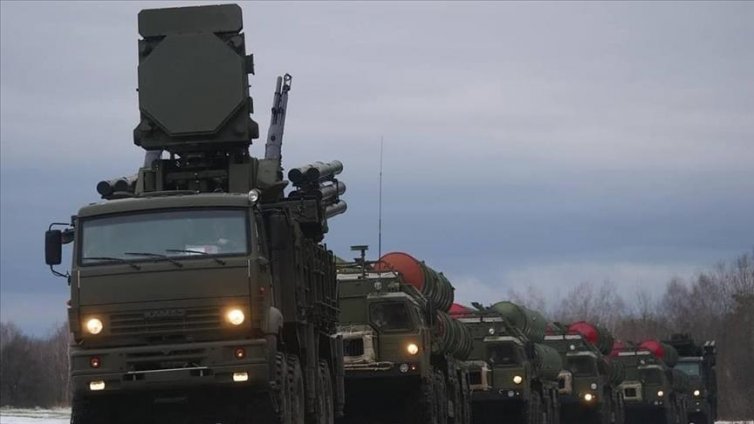 Русия пак трупа воиски по границата с Украйна