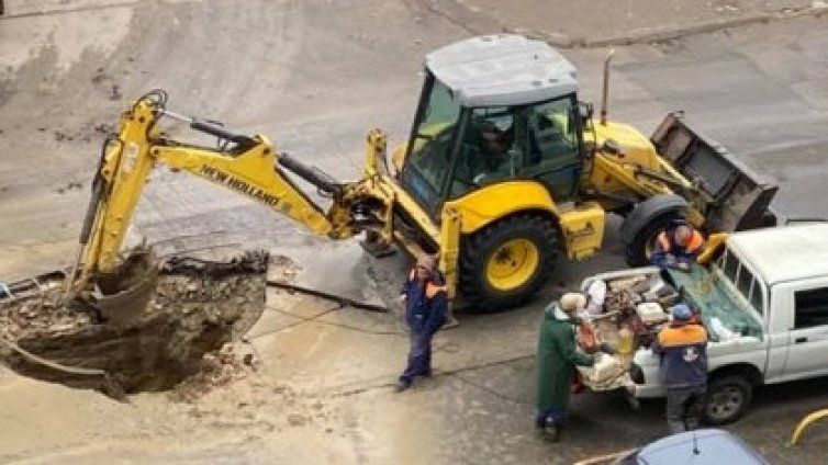 ВиК авария променя маршрутите на 4 варненски автобуса в неделя