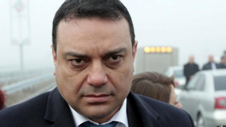 Парламентът ще гласува оставката на Ивайло Московски