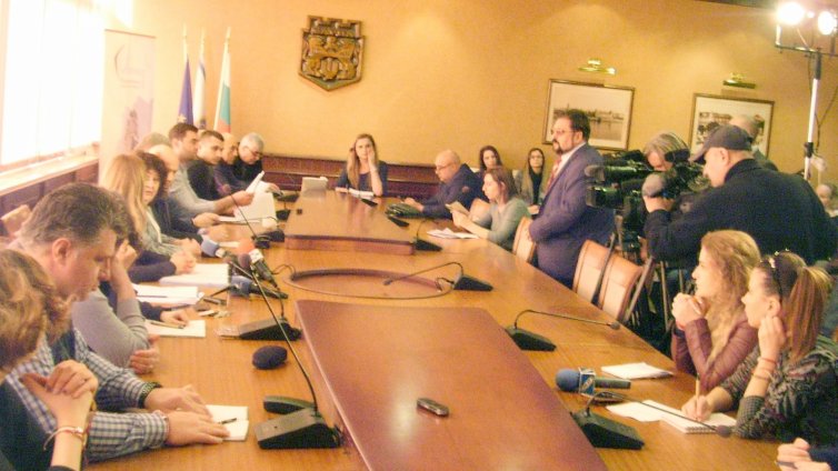В Очна болница хвърлиха масово оставки