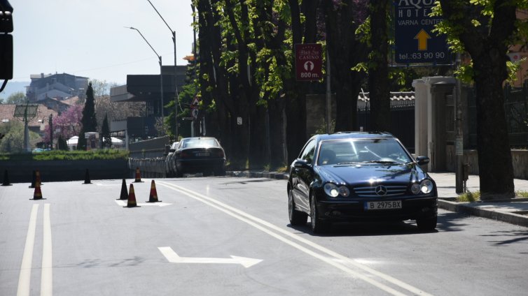 Вече е възможно преминаването по бул. Приморски във Варна