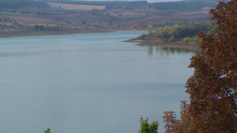 Изпускат язовир "Тича", двама министри ще следят акцията