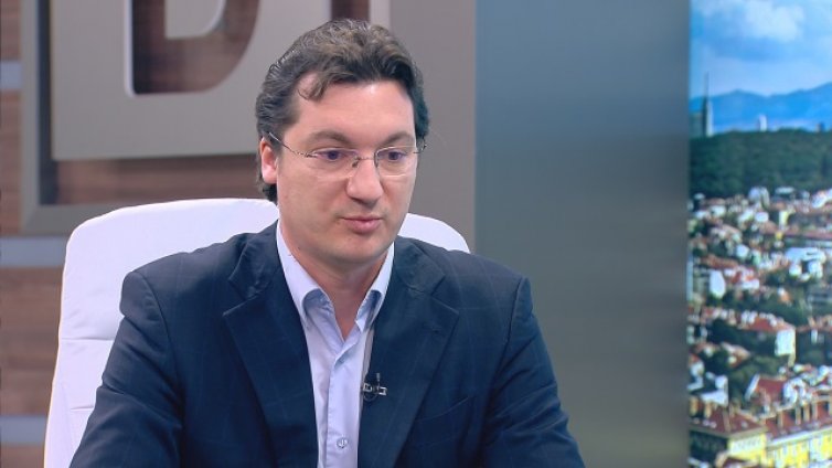 Трусове в Столетницата: Искат червен конгрес и смяната на Корнелия