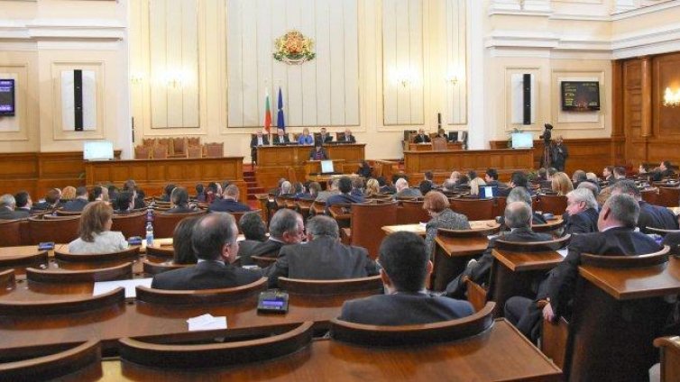 Недосегаемите БГ: Над 300 управници не са обявили имуществото си навреме