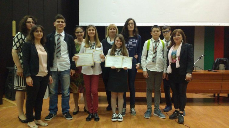 Варненски ученици с отличия от Националната олимпиада по информационни технологии