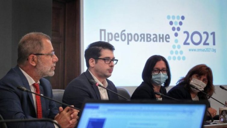Eдва 840 хил. българи се преброили онлайн