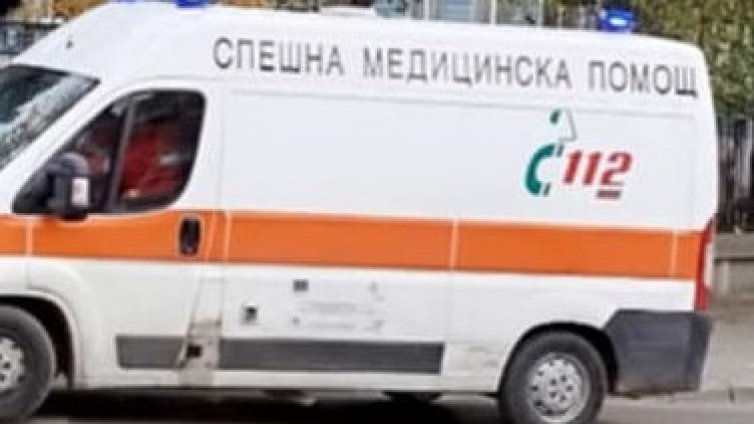 Дете падна в шахта в София