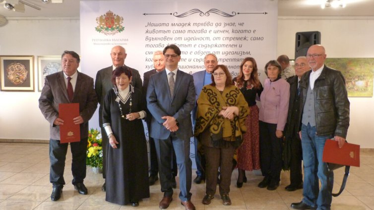 Протест: Режисьор отказа награда от Мариан Бачев