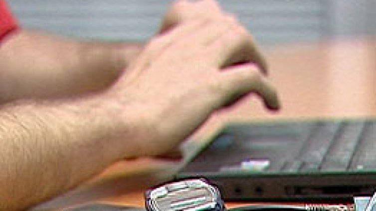 Филтър блокира сайтове с детска порнография