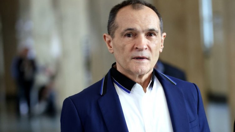 Васил Божков излиза на свобода срещу 130 бона
