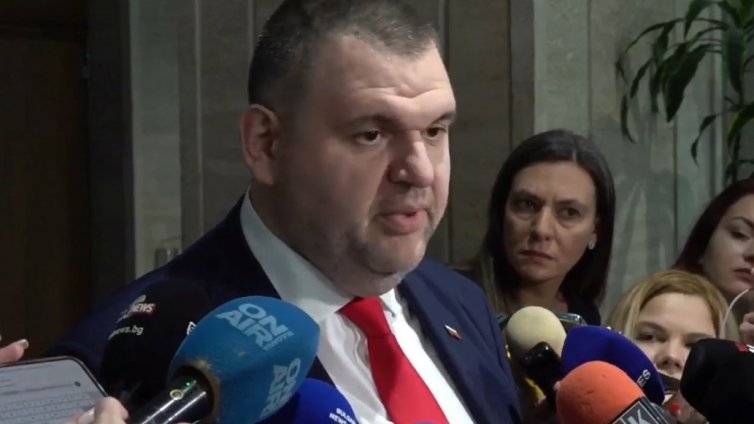 Пеевски: Искате ли да блокирам парламента всеки ден? (ВИДЕО)