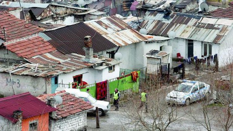 Полицията остава в „Орландовци“
