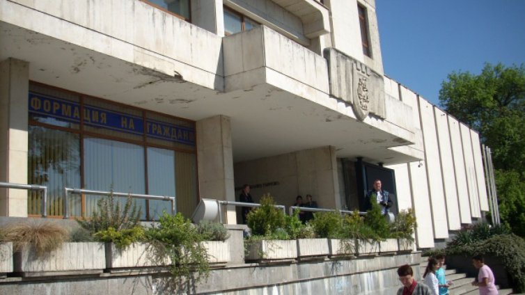 Местната власт си взе сградата на Тубдиспансера