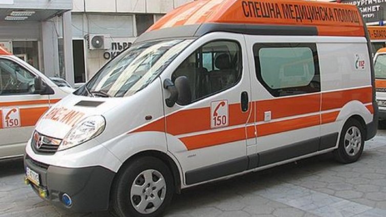 Челен удар на Подбалканския път завърши фатално за млада жена