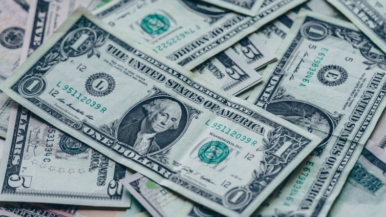 Китай отговори на Тръмп: Увеличи митата върху американските продукти до 84%