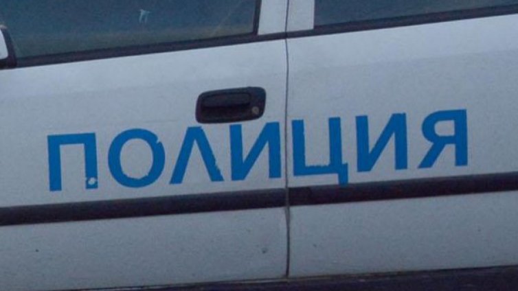 Хлапета с криминално минало задигнаха кола