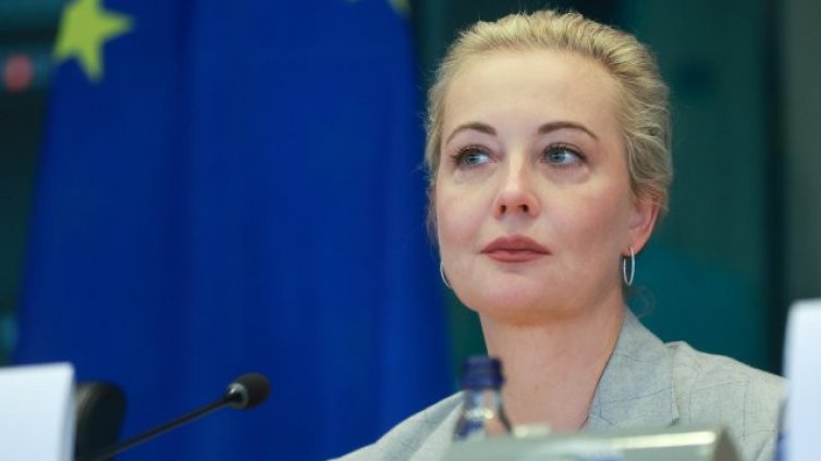Вдовицата на Навални зове Путин да освободи всички политически затворници