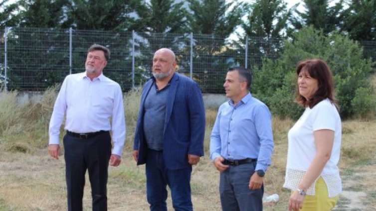 Правят 4 игрища за минифутбол във Варненско