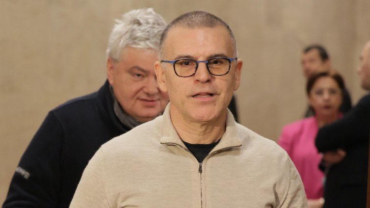 Симеон Дянков: Всички пенсионери да напуснат държавната администрация