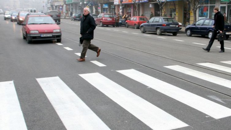 Пътната полиция ще проверява къде пресичат пешеходците